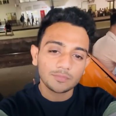 Personal_Usetbh's profile picture. 