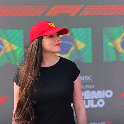 giogabgirotto's profile picture. Advogada, corinthiana, curiosa por arte e ciência. Viciada em F1 e sitcoms.