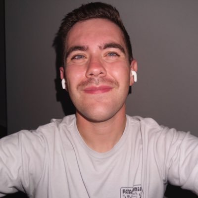 rcllew's profile picture. 🇺🇸🇺🇦🇵🇸| cfb & nfl | politics