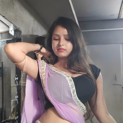 ApaNiIs1's profile picture. Modeling my passion | Fashion, beauty, and grace | Turning dreams into runway reality | ✨👗Fan Account