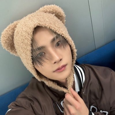 strawlix915's profile picture. My satans trifecta: Felix, Gunwook, Myungho🤭😁🙏❤️||The best delusional geongppangdan🤭🐻||gaku & Daniel debut soon😭😭🙏‼️||8TURN4RTK🥳