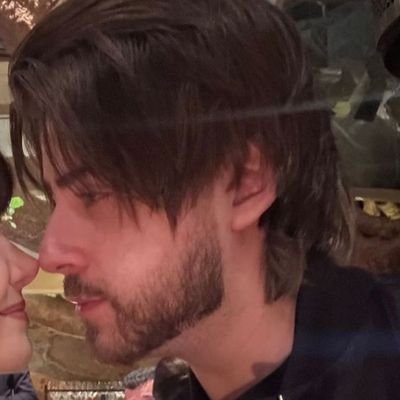 voidvall's profile picture. 