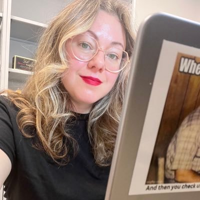 DaniParadis's profile picture. 