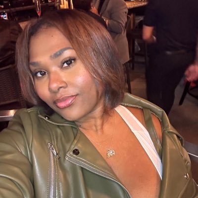 Bella_Tha_Boss's profile picture. Poetess ✨| ITGirl | Sweet; Not friendly. | 🔺 | My views are my own🔮| Harlem 🛫CLT🛫HTX