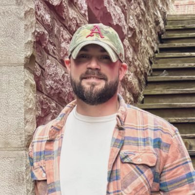 _theboar's profile picture. Your team sucks. Go Hogs. #woopig