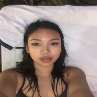 rkq8c76105's profile picture. 