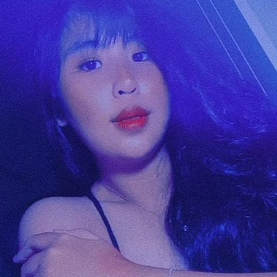 ugnbg37971's profile picture. 