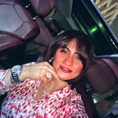 timeTOgo1984's profile picture. وكيل نيابة سابق👩‍⚖️حوتية♋️أربعينية👩سيساوية متعصبة👊أعشق السادات ومبارك💜ضد وجود اللاجئين😡عقيدتي الجيش والشرطة خط أحمر⚔️🇪🇬زمالكاوية🇦🇹🏹الخيل عشقي🎠#مدينتي