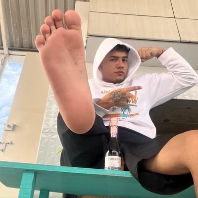 mikycasiano's profile picture. Size 12 
Straight Alpha 
Draining, public Exposures, humiliation, and more 
send a dm with the initial tribute 25$
https://t.co/y3mZpK85NX