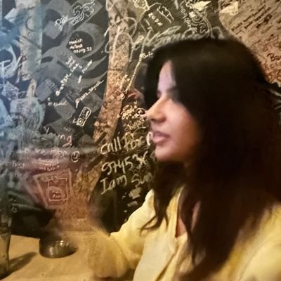 _Praachi's profile picture. Howdy people🖐🏻