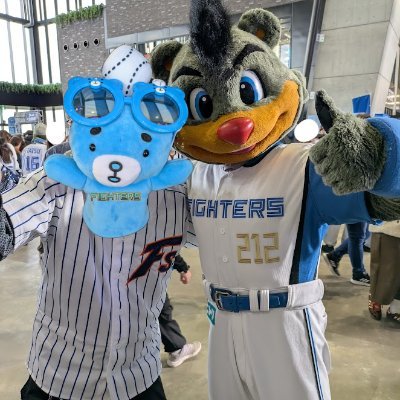 ras_algethi_'s profile picture. 緑の血が流れているベルド応援席と味スタゴール裏に通う偉人世代。
人生は常にアウェイ。現地入り時は高確率で雨予報。
12球場制覇を目指して遠征中。
無言フォロー適時実施。

次回: 11-30 味スタ
25: 公14-1-13(スイープ2被1)・鎌5-0-1・緑3-2-7