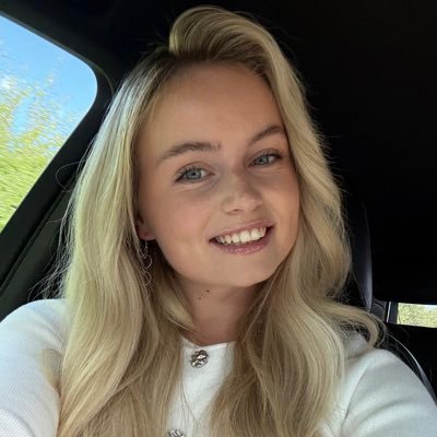 yumiq210's profile picture. 