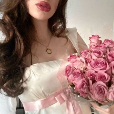 sirenefy's profile picture. new account, read pinned 🙏