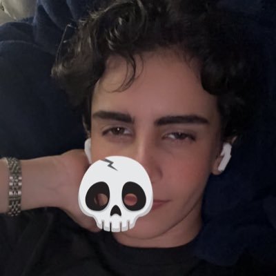 oudxq's profile picture. The wind fears the storm-born