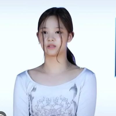 abakay_esr31932's profile picture. Don't forget to follow our Instagram pages 💗😈

@evelli.next_monster
@chanya.next_monster