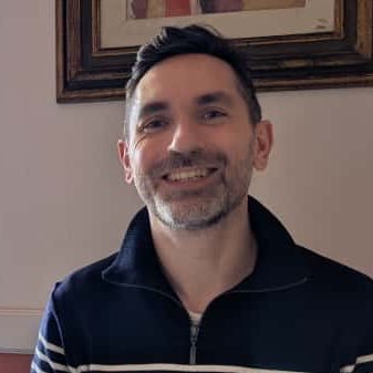 WGuicherd's profile picture. Orienté par la psychanalyse @ECF_AMP et la science.
Du style de la médiété, avec les fonctions de la joie
Membre de l'@ACFBFC
Expert, membre de la #CNEPCA