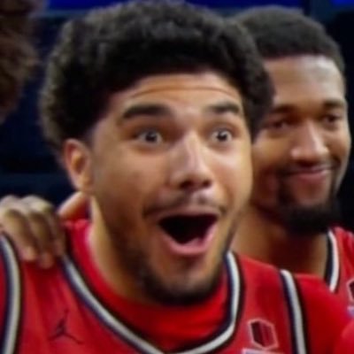 SportsSDGirl's profile picture. All things San Diego Sports. Substack- College Hoops, Pigskin, and Baseball