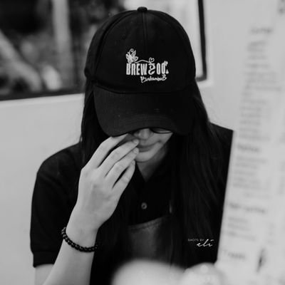 pmlrbl's profile picture. 🌈| jenlisa | jholet~