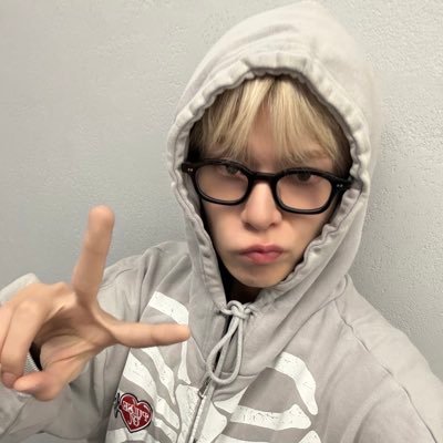 T4veVKxGkT94859's profile picture. 