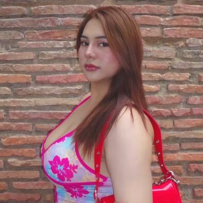 unfilteredzoya's profile picture. yapping & sleeping