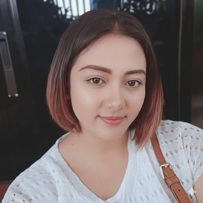 destiniess1's profile picture. I'm looking forward to join your amazing community  I'm good in arts memes and providing a good service is may goal 💯☕️