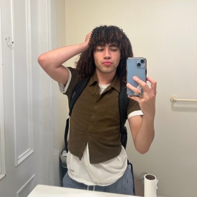 fabi_inboston's profile picture. 20. Boston !