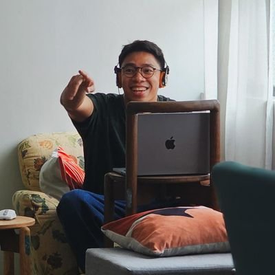 jericrustia's profile picture. 