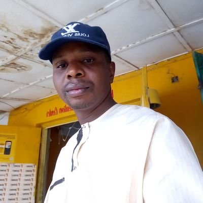 BadamasiMansur's profile picture. 