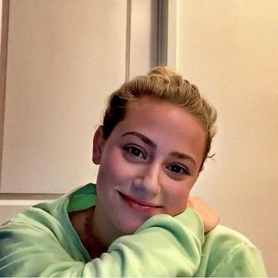 JamesVeron82041's profile picture. 