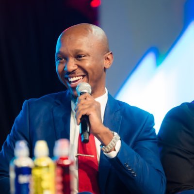 BongzThaMr_K's profile picture. #TeamLH 44 | Scuderia Ferrari 🏎| Tsonga 6’2”♑️ | The Arsenal 🔴 |Follow @BrakeAwayF1 E-Sports🏁