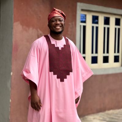 _Tobiie's profile picture. Frontend Team Lead, @Reventtech. Currently building @Flowmonoinc. Angular 💯 || R&B/Soul & Chill-hop Vibes..