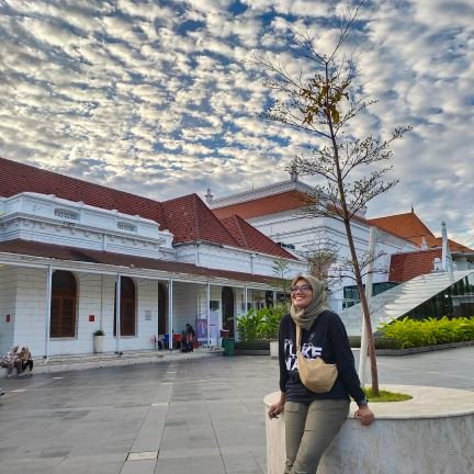 ainayed's profile picture. 