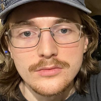 bored2die's profile picture. Selling Sunfish