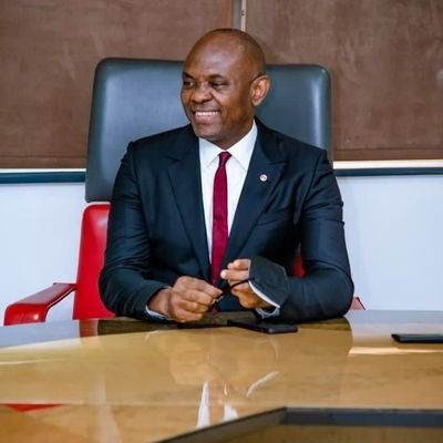 StevePeter15043's profile picture. 