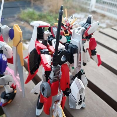 ruXi6V03Ic43394's profile picture. 普段何気ない日常だったり、ガンプラの改造などメインに、気が向いたらイラストなどを描いたり、投稿したりをして居ます。平凡思考🌚
