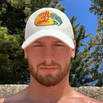 VasquezRay9609's profile picture. FOLLOW UP HERE ↗️

QFS gilt als revolutionäre Alternative, die Sicherheit, Transparenz und Unabhängigkeit von den Fesseln eines