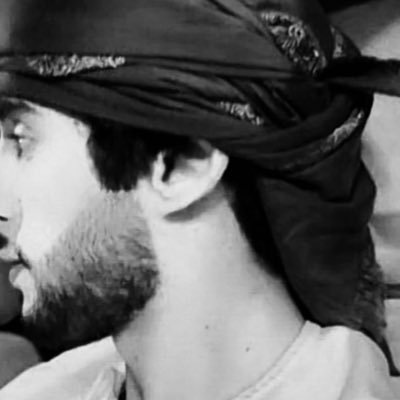 c3ixi's profile picture. فرّد مالك واحدٍ ثانِي ᥫ᭡ . .