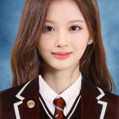 sullyoosn's profile picture. ⓘ @MIXXSONAR's little Hot Glam brewist, who echoes the world!