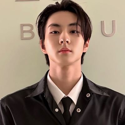 jungwon_mine's profile picture. 