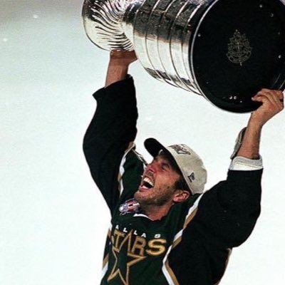 rileyandretti's profile picture. 22 | UNT | 🇮🇪 @patriots @rangers #texashockey