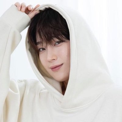 liaswun's profile picture. 𑣲⚢︎ | my life with 𝘀𝘂𝗻𝗼𝗼 ⋆˚࿔