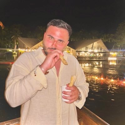 Tareeq_2334's profile picture. Bitcoin for a hope-filled future. @BuildwBitcoin. Partner-@BaseLayerAdv, Advisor- @KardashevBTC, @LaCasaDeSatoshi. GoogleStartups Mentor. Likes: 🦮🇲🇽