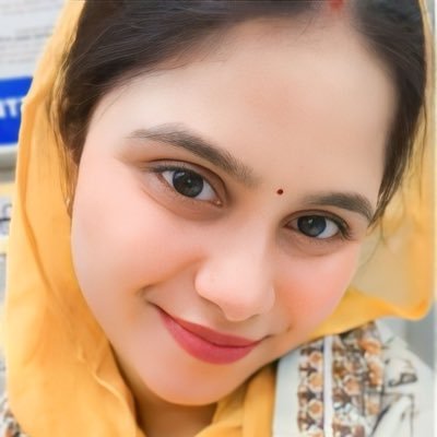saniyamirza989's profile picture. Writer | Author of  “परमात्मा और मैं ” 📚|                   “Peace comes from within” ✨