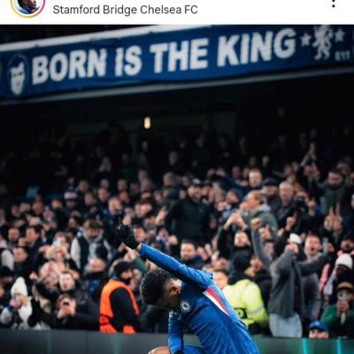 Oluwatomi021's profile picture. "Wires & words | Electrical engineer & writer | Chelsea 💙till I die | Loving every moment"