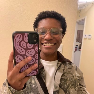 sabreeezus's profile picture. 