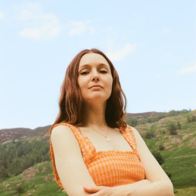 MazOConnor's profile picture. folk-singer, guitar-bringer 🍃  ‘Once I Had a Sweetheart’ out 28th November pre-save NOW 💚 ‘The Wife of Michael Cleary’ ~ new musical in development