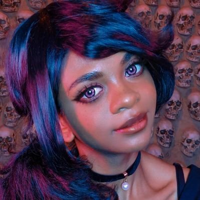 Natalya_Uzumaki's profile picture. 🩷 Fashion posting 🩷
***
Hug someone you love and tell them how much you appreciate them.
***
Art account @Brush_Alchemy