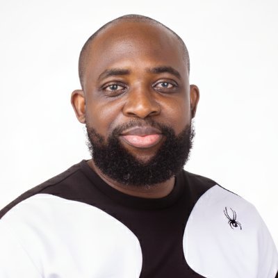 ChikeMcArthur's profile picture. Copywriter | Consultant | Coach | Author | Writer | Speaker | Creator, OfferJunkie™️ & SmartSingles™️