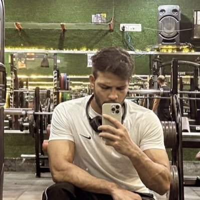 YASH_BHUSHAN_'s profile picture. 