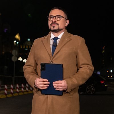 novinarupenziji's profile picture. Un journaliste | Un giornalista | Ein Journalist | A journalist | 一名记者 | صحفي | Gazetar | Novinar